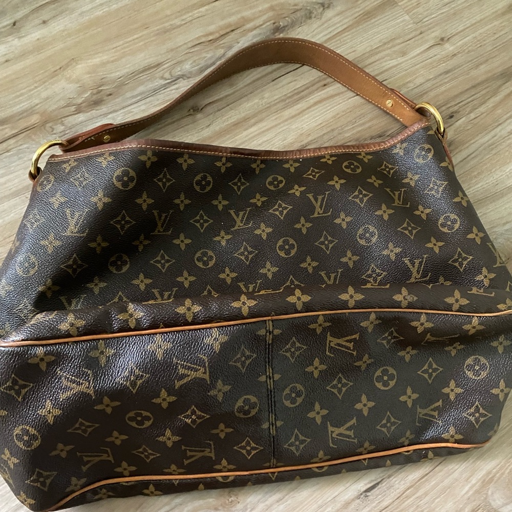 COPY - 💯 Authentic Louis Vuitton Delightful MM